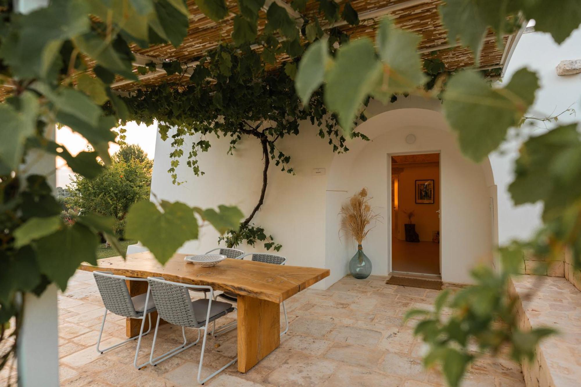 Essenza Relais Contemporaneo Bed and Breakfast Cisternino Esterno foto